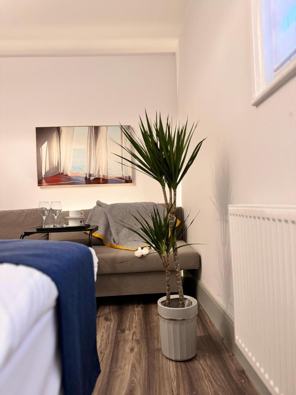 Camden Luxury Studio Flats And En-Suit Rooms Londra Esterno foto