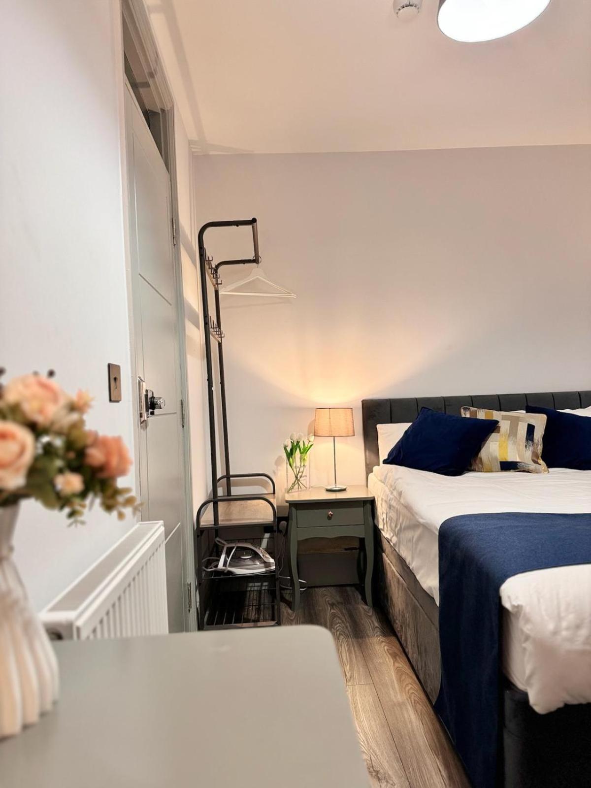 Camden Luxury Studio Flats And En-Suit Rooms Londra Esterno foto
