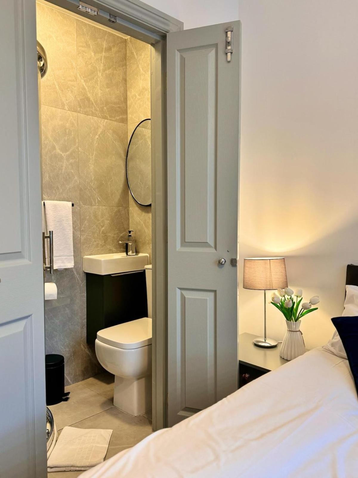 Camden Luxury Studio Flats And En-Suit Rooms Londra Esterno foto