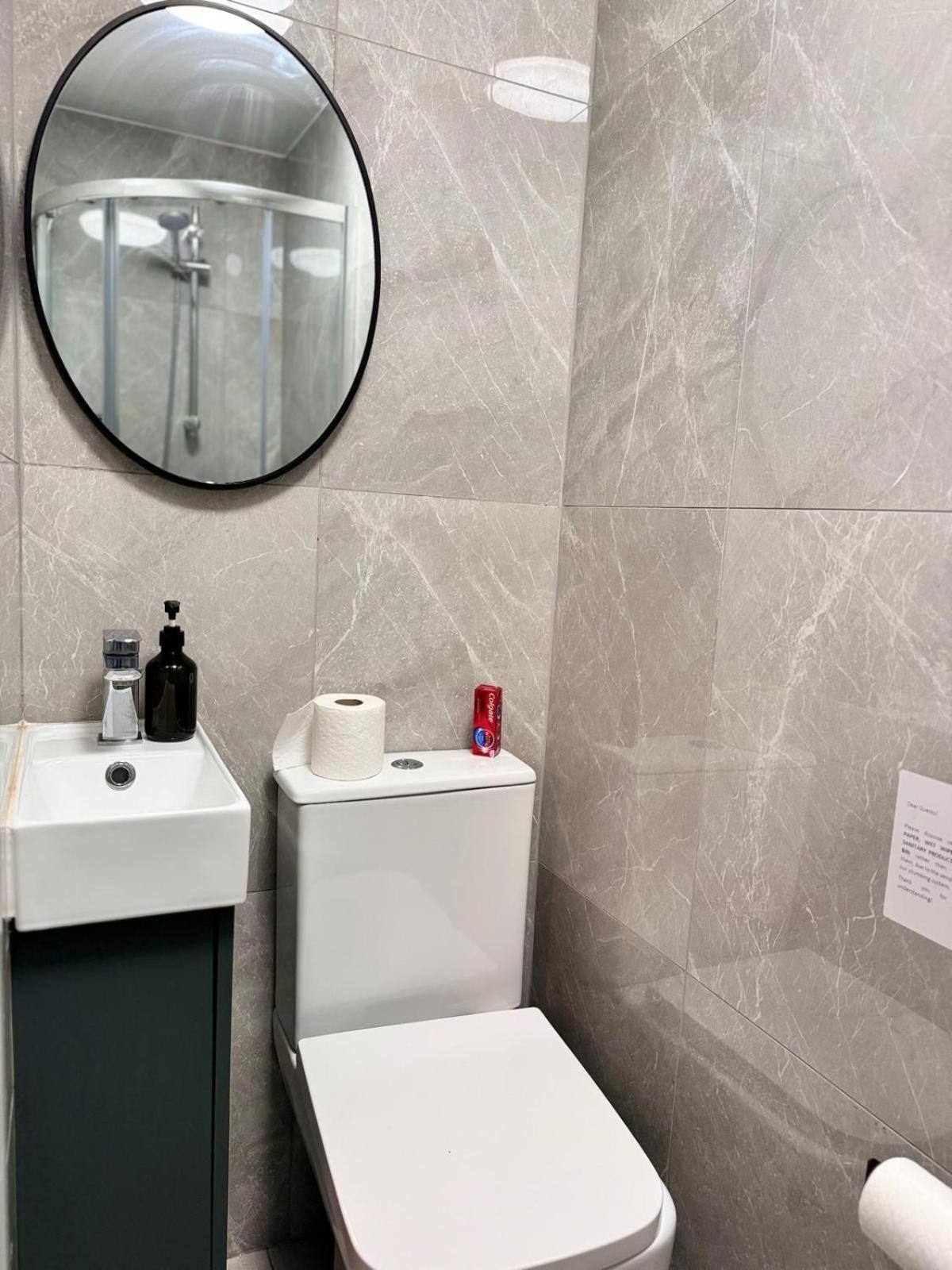 Camden Luxury Studio Flats And En-Suit Rooms Londra Esterno foto
