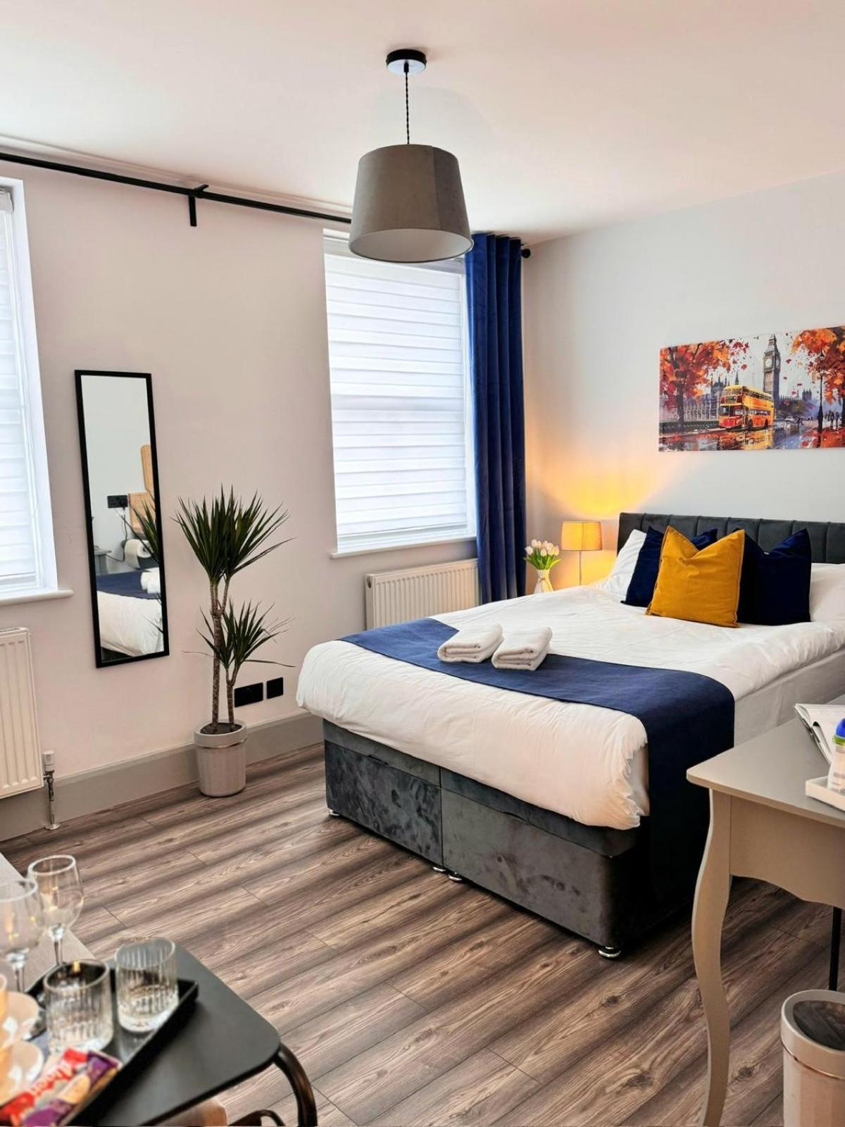 Camden Luxury Studio Flats And En-Suit Rooms Londra Esterno foto