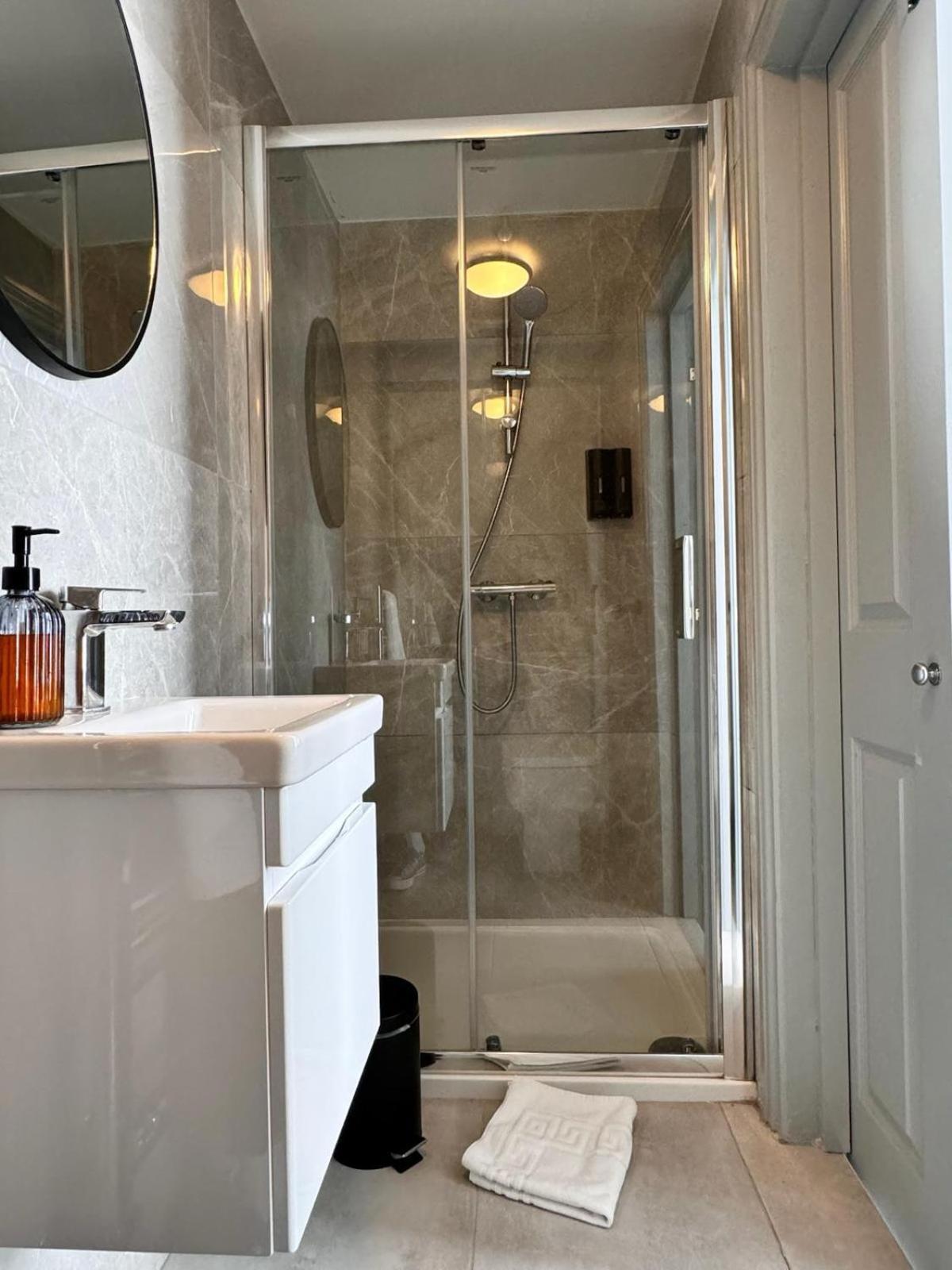 Camden Luxury Studio Flats And En-Suit Rooms Londra Esterno foto