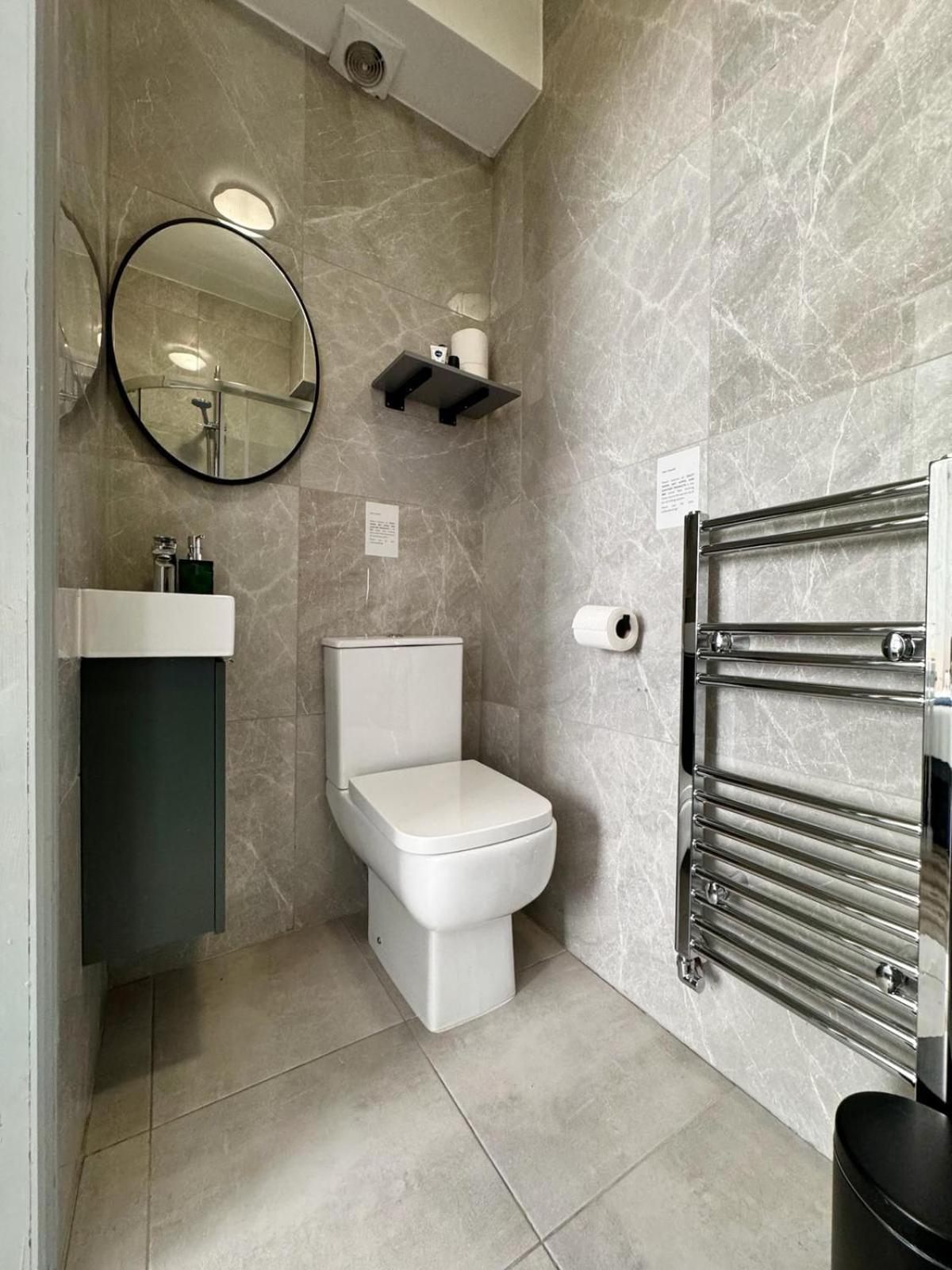 Camden Luxury Studio Flats And En-Suit Rooms Londra Esterno foto